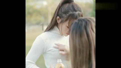 甜美奥莉暑假逛街